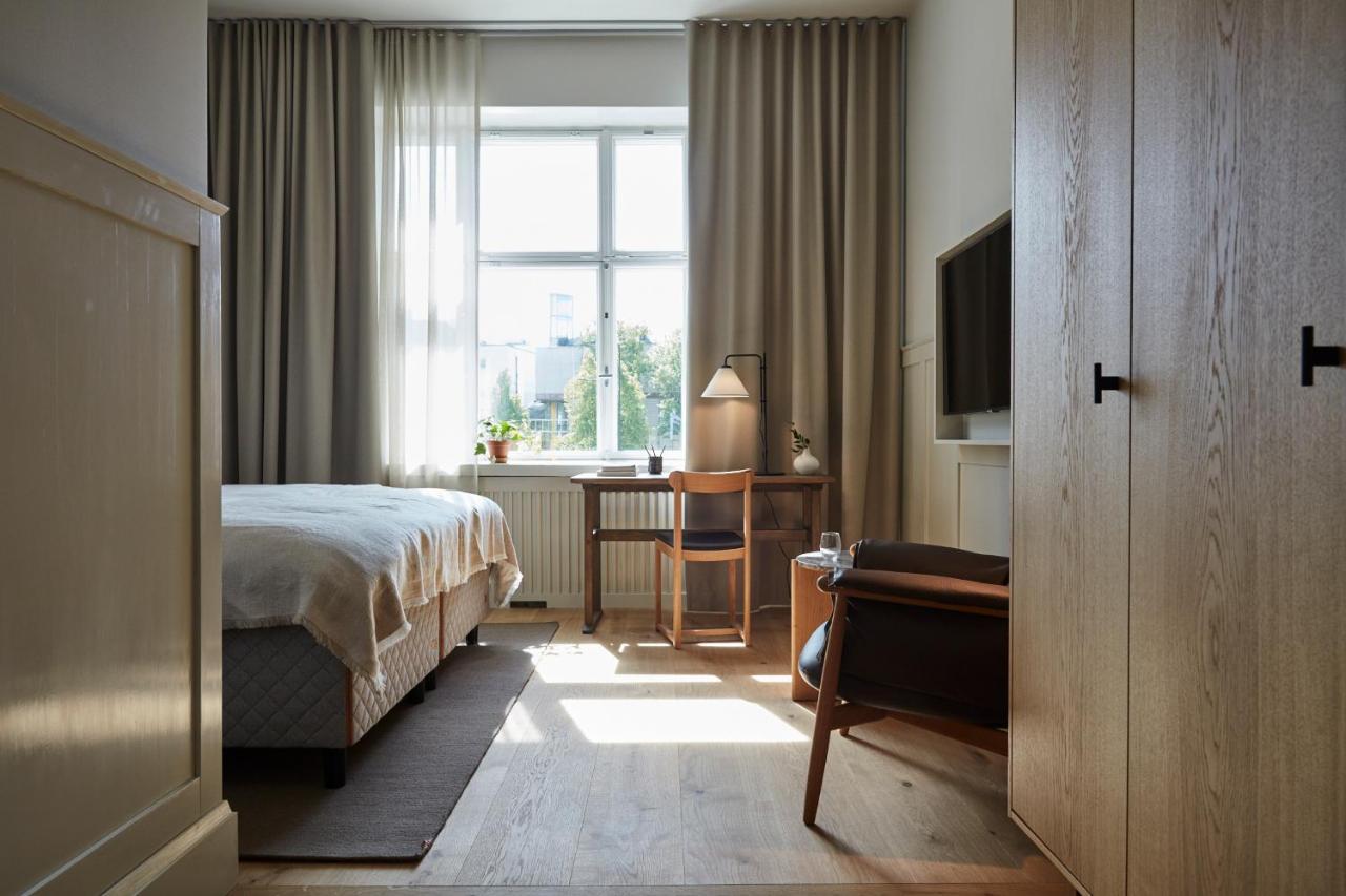 Runo Hotel Borgå Exteriör bild A room at Hotel K11